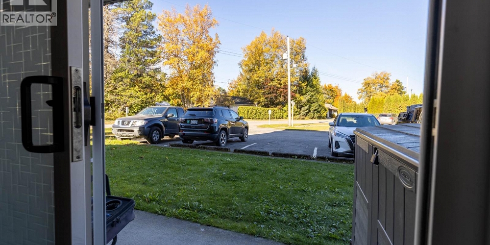 1101 2607 PEAR STREET Terrace Photo 17 1101 2607 PEAR STREET Terrace Photo 17